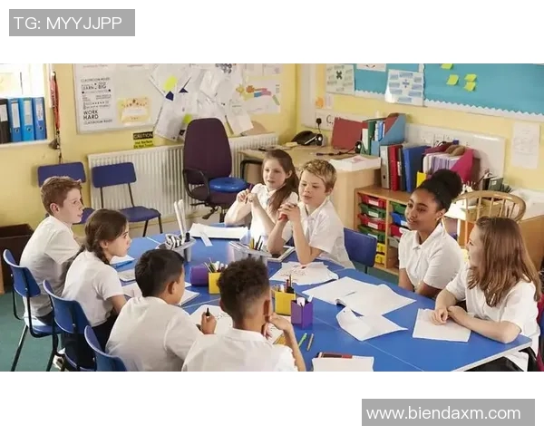 职业联赛中IG团队协作表现分析与评价探讨